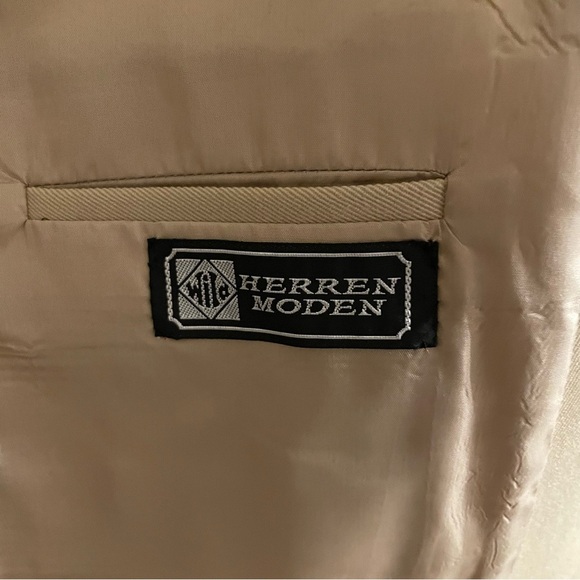 Hugo Boss Beige Textured Blazer Size Large - Picture 7 of 9